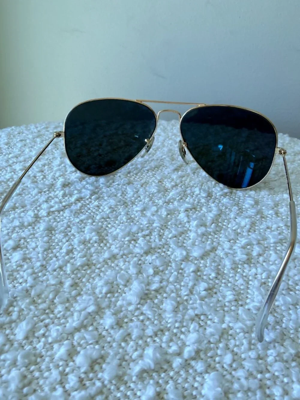 Ray-Ban AVIATOR CLASSIC - Polished Arista Gold with G-15 Green Polarized Lens